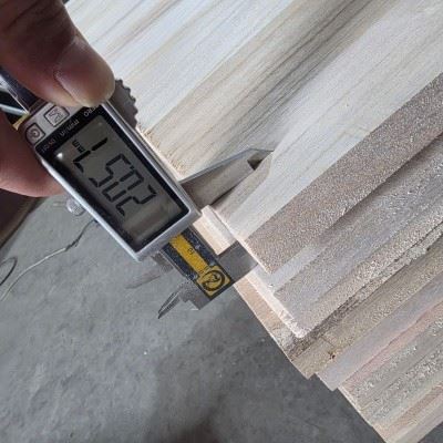 Natural Paulownia Solid Wood 15mm Furniture Board high quality